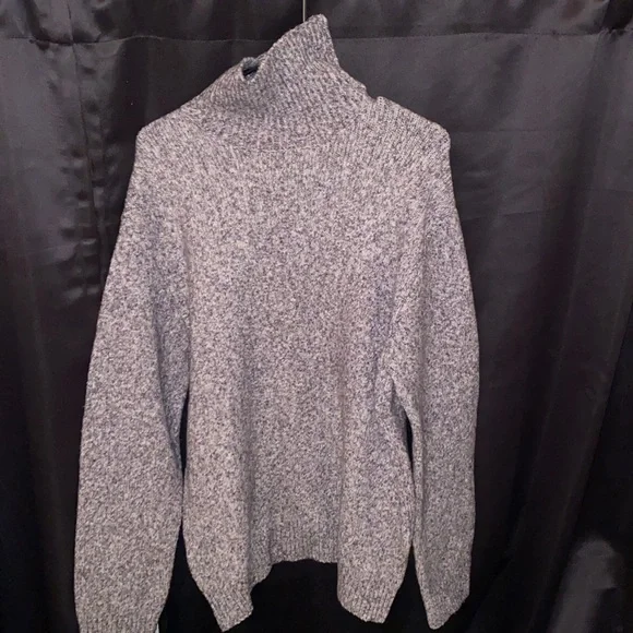 Forever 21 men turtleneck sweater